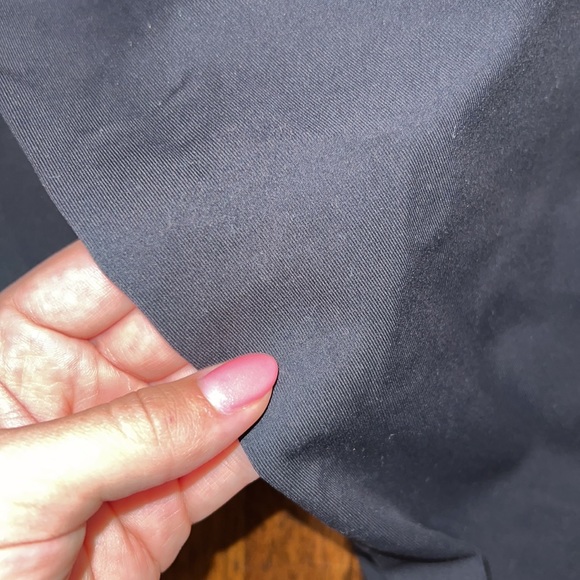 Black Lululemon Wunder Unders - size 2 - Picture 3 of 5